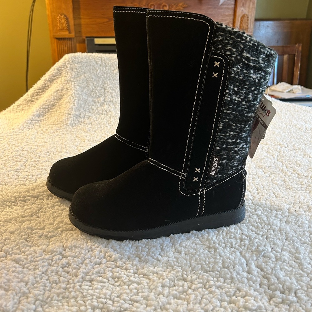 Muk Luks Black and White Winter Boots with Cozy Comfort